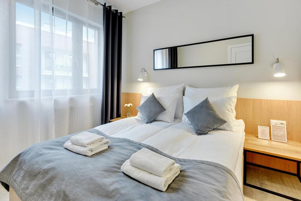 Waterlane Riverside Spa, Pool & Gym By Downtown Apartments Gdansk Exterior photo