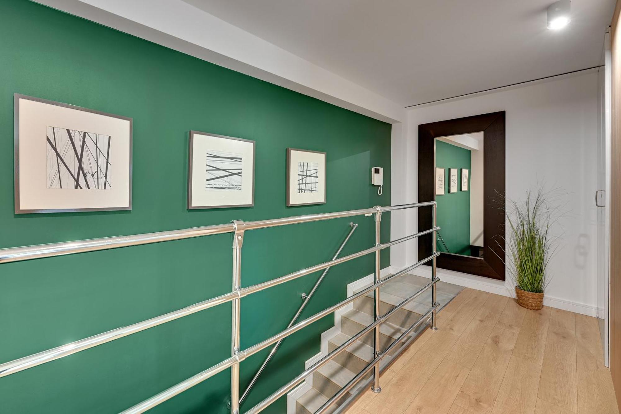 Waterlane Riverside Spa, Pool & Gym By Downtown Apartments Gdansk Room photo